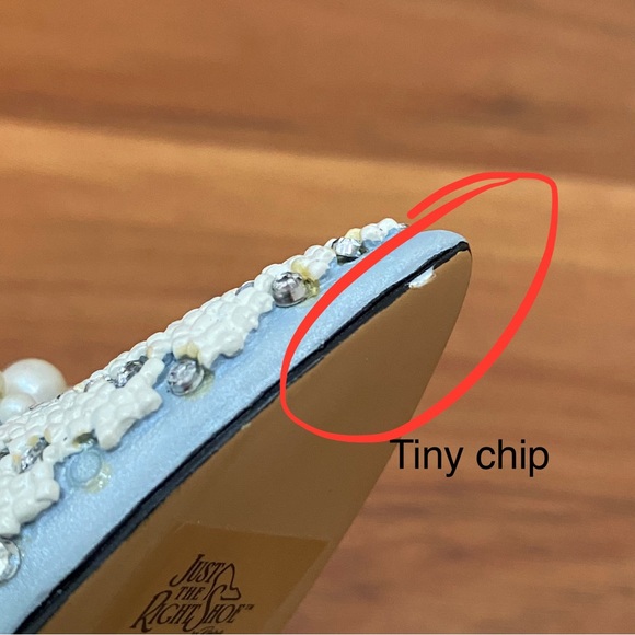 1999 RAINE Just the Right Shoe Frosted Fantasy Mini Ceramic Blue Shoe Figurine - Picture 12 of 12